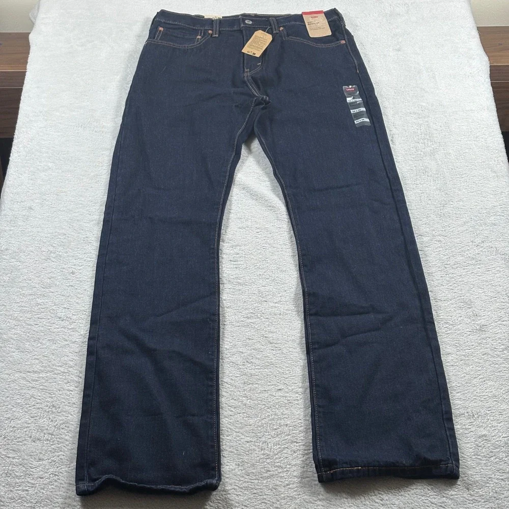Levis levi 517